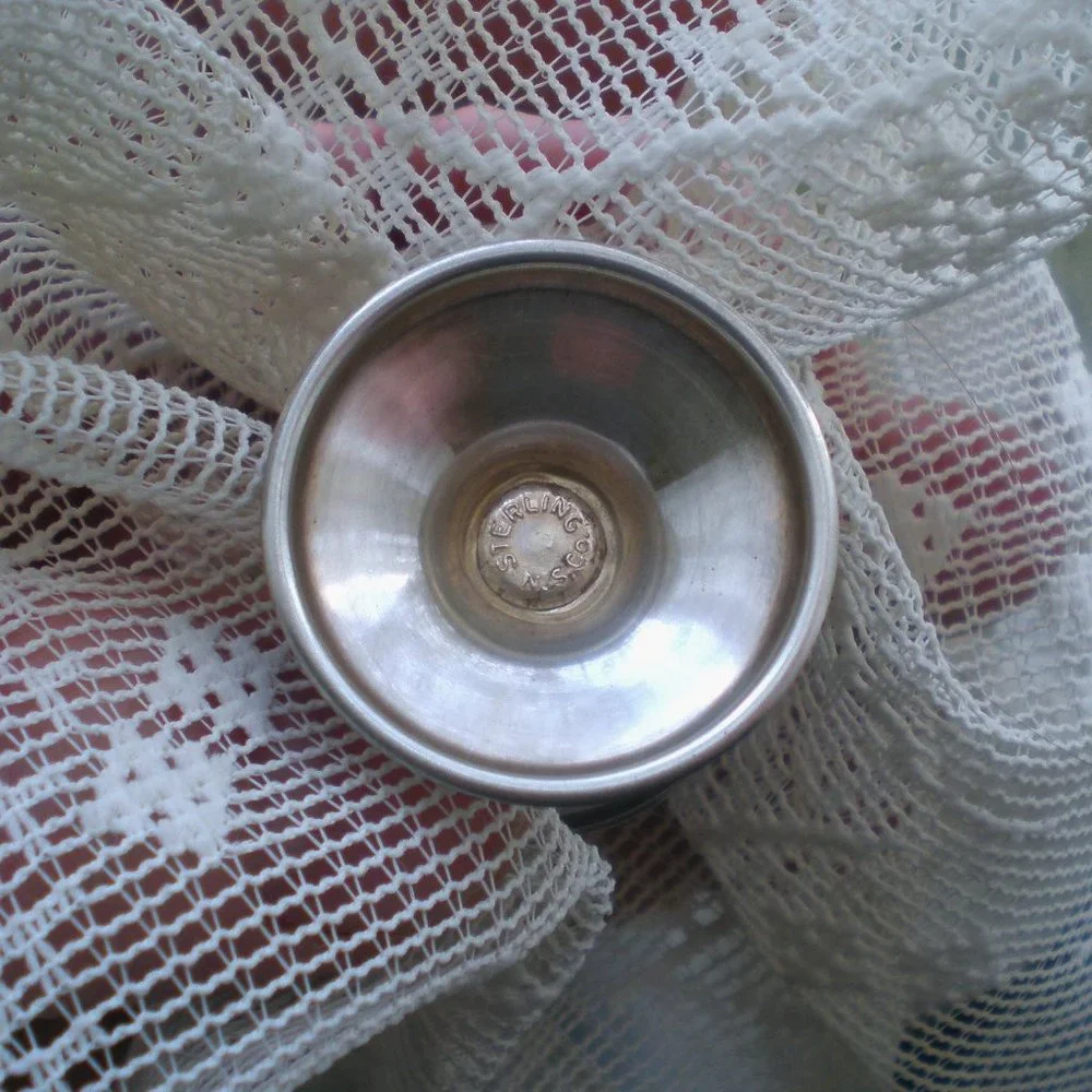 Antique Vintage Designer N.S. Co. solid Sterling Silver Salt Cellar Shaker & Lid